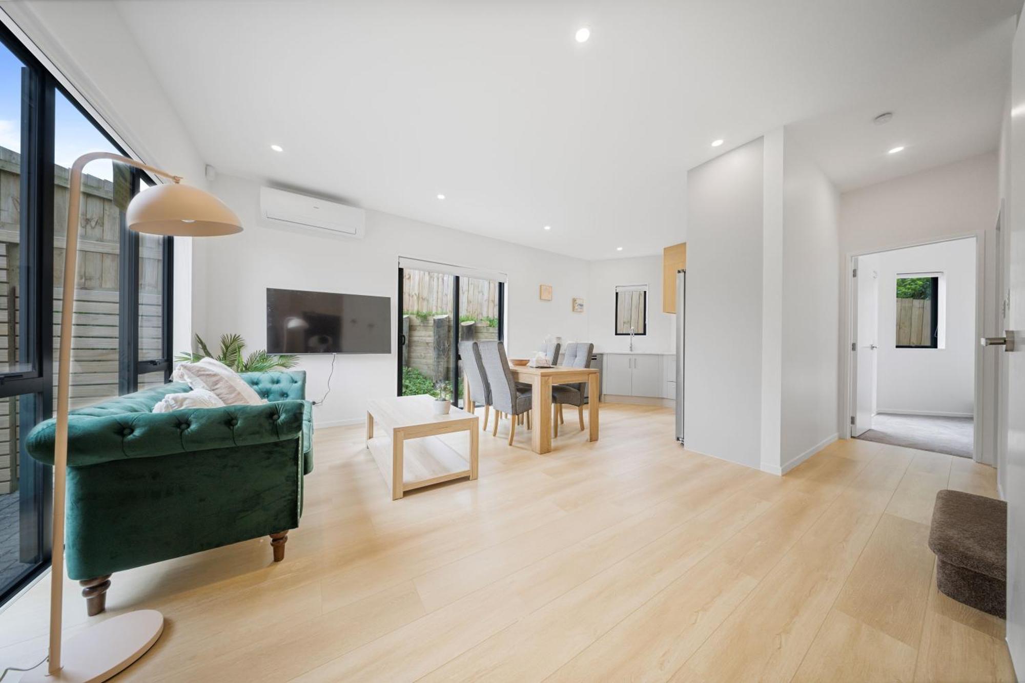 West Harbour Modern 4-Bedroom Retreat Auckland Exterior photo
